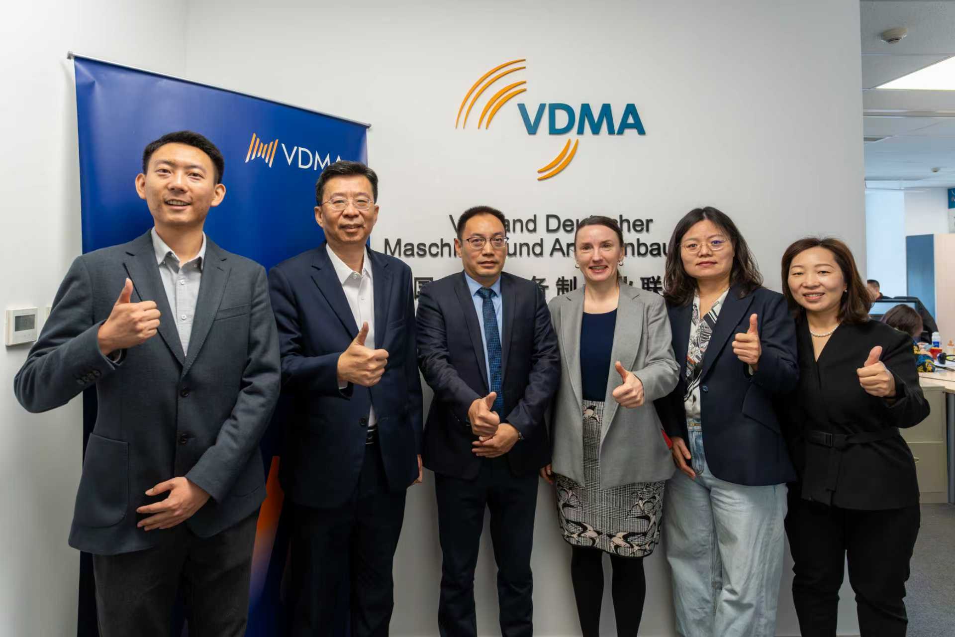 165607930240.jpg 合照.jpg