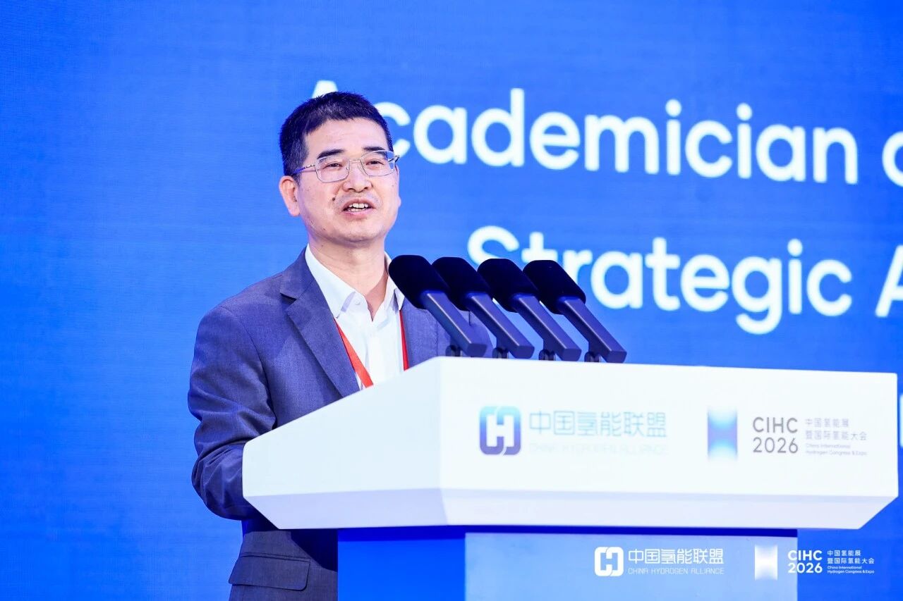 095833943333.jpg 郑南峰.jpg