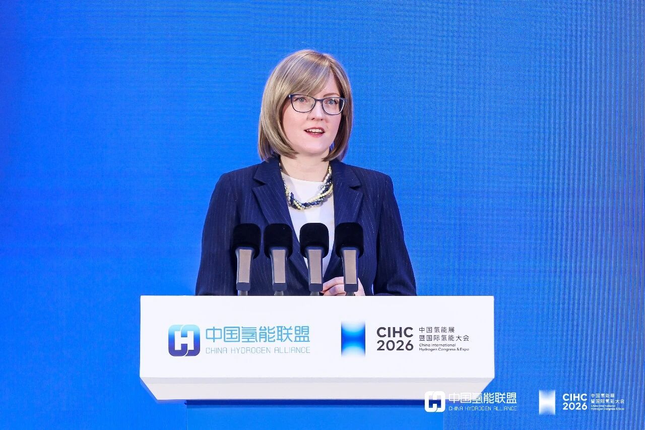 100020863293.jpg Ivana Jemelkova.jpg